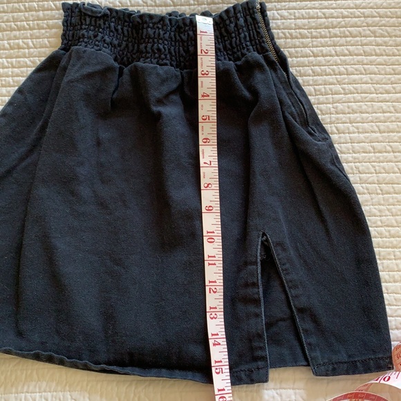 🎉 BOGO! 2/$12! Urban Outfitters BDG Mini - Picture 7 of 7